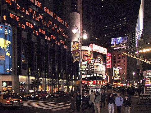 Times Square bei Nacht Foto 